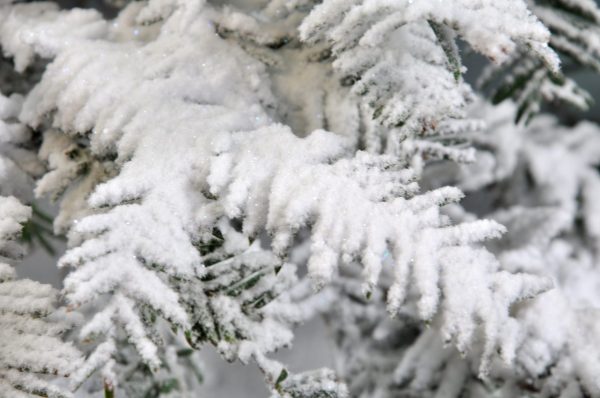 SupaSnow Self-Adhesive Artificial Snow - Image 6