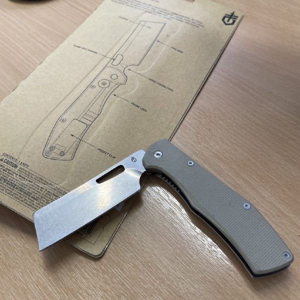 Gerber Flatiron™ FE (Cleaver, Folding Clip Knife) - Open Pack