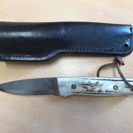 A Wright Bushcraft Knife with Antler Handle | SportingCutlery.co.uk