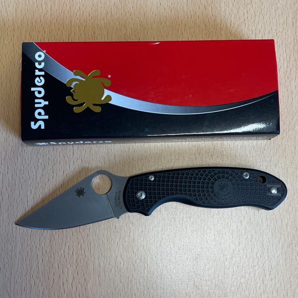 Spyderco Para 3 lightweight - Image 2