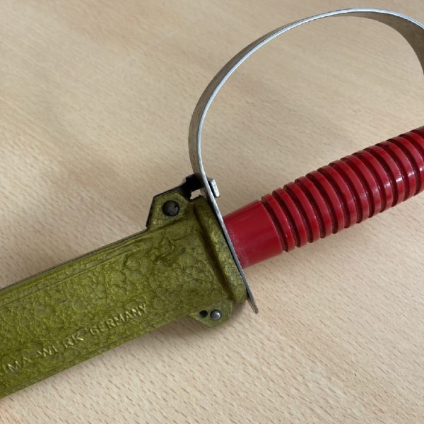 Rare - Puma Frogman Diving Knife with Original Metal Sheath | SportingCutlery.co.uk
