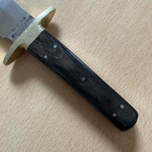 Stuart Truelove Skinner/Bowie with a Buffalo Horn Handle - No Sheath | SportingCutlery.co.uk