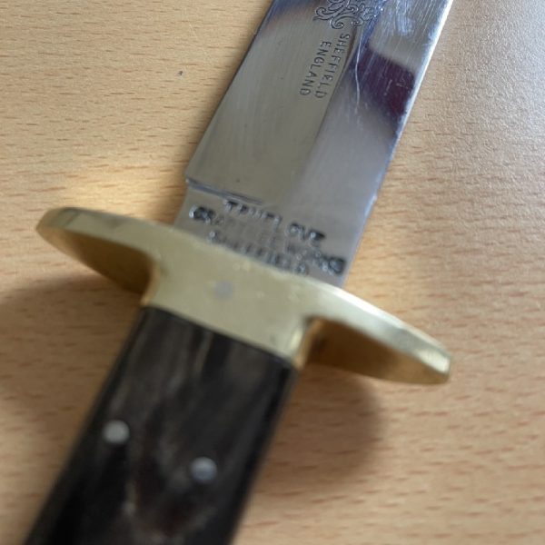 Stuart Truelove Skinner/Bowie with a Buffalo Horn Handle - No Sheath | SportingCutlery.co.uk
