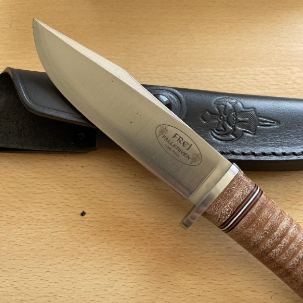 Fallkniven Frej Model NL4 VG10 Fixed Blade Knife | SportingCutlery.co.uk