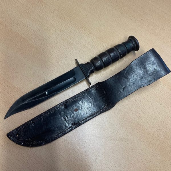 Ka-Bar WW2 Fighting Knife  -18 cm Blade - Image 2
