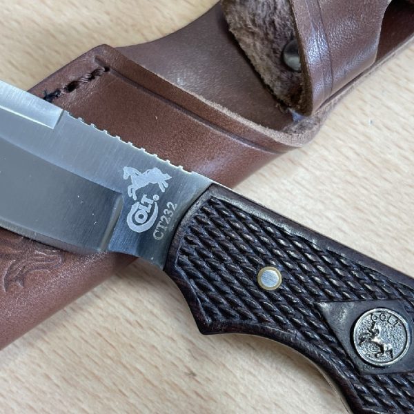 Colt Ridge Runner Full Tang Skinner with Wood Handle and Leather Sheath - Image 4