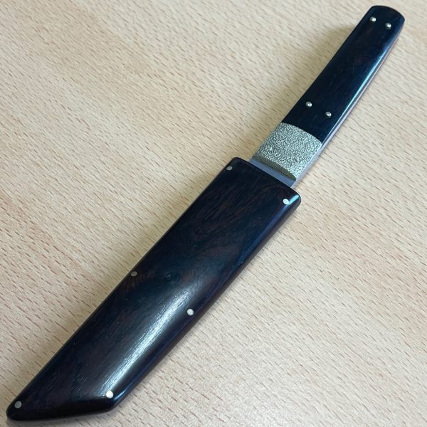 Howard Hitchmough Tanto - Image 5