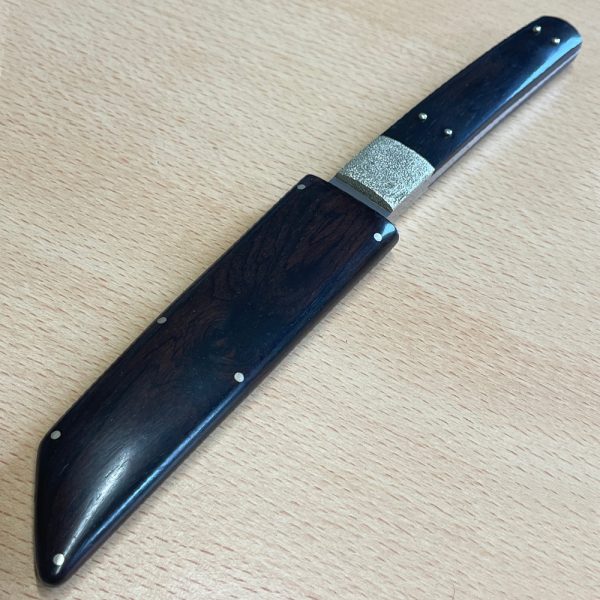 Howard Hitchmough Tanto - Image 4