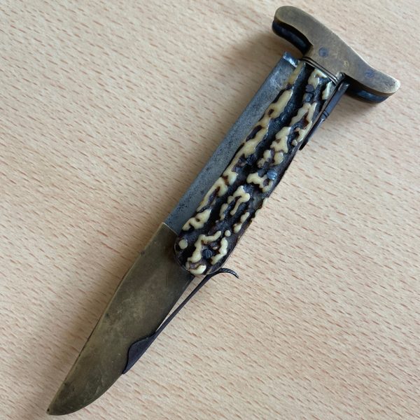 Stag Folding Bowie Knife - Image 2