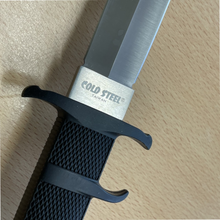Fixed double edge blade made from AUS-8A stainless steel with a satin finish in a clip point style.
