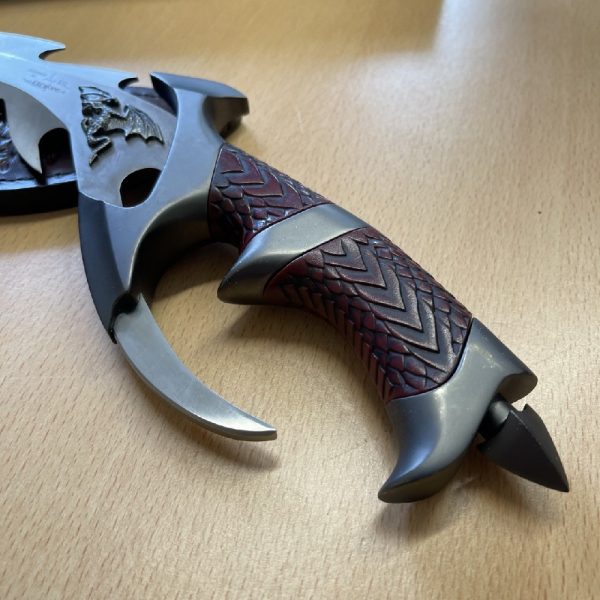 Master Knifemaker Gil Hibben Design - Dragon Lord - Original1996 Edition with Box & Sheath - Image 11