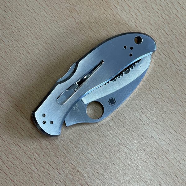 Spyderco Harpy - C08 - VG-10 Serrated Hawksbill Blade - Image 3