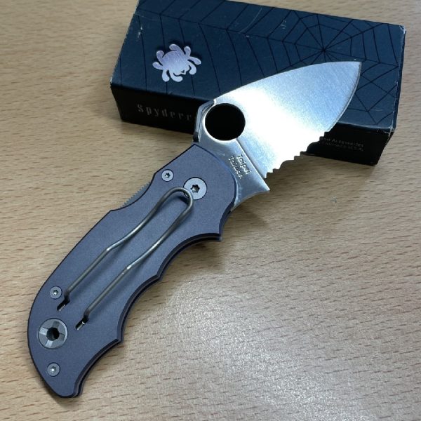 Spyderco Salsa - C71TN - Plain & Serrated Deep Blade - Chilli Pepper Laser Cut Handle - Image 2