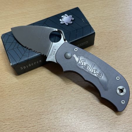 Spyderco Salsa - C71TN - Plain & Serrated Deep Blade - Chilli Pepper Laser Cut Handle