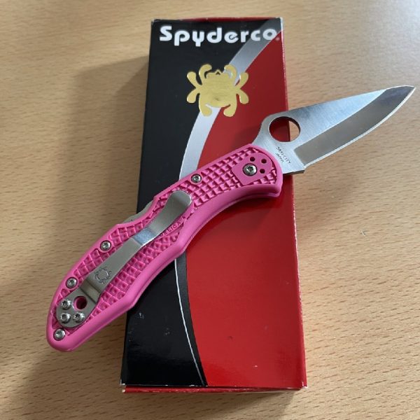 Spyderco Limited 2008 Production - Delica 4 in Pink - C11PPN - Image 2