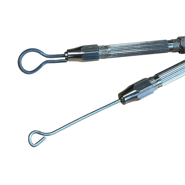 A set of two clutch wire holders - Image 2