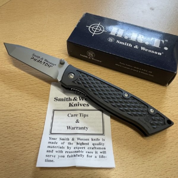 Smith & Wesson SWP11 Phantom Pocket Knife - Plain Edge
