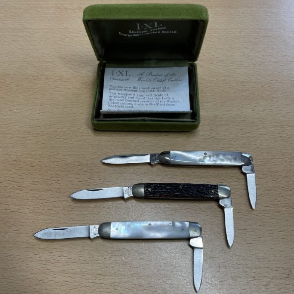 George Wostenholm I-XL Pocket Knife Collection of 3 - Image 2