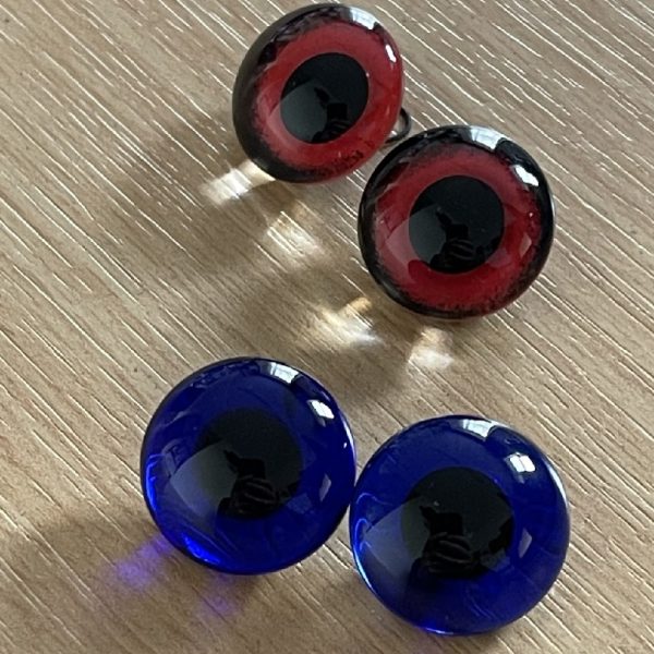 Pack of 2 Pairs Red/Blue Teddy Bear Glass Eyes 18mm - Image 2