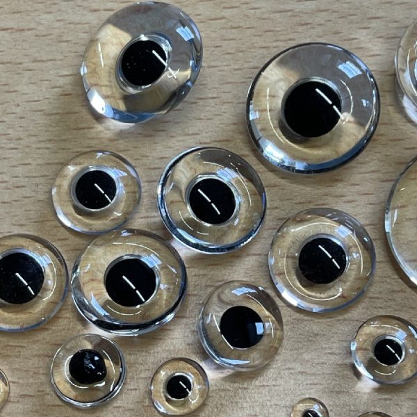 Crystal Glass Eyes with a black pupil. Approx. 90 eyes - Retail Value £60+ - Image 4