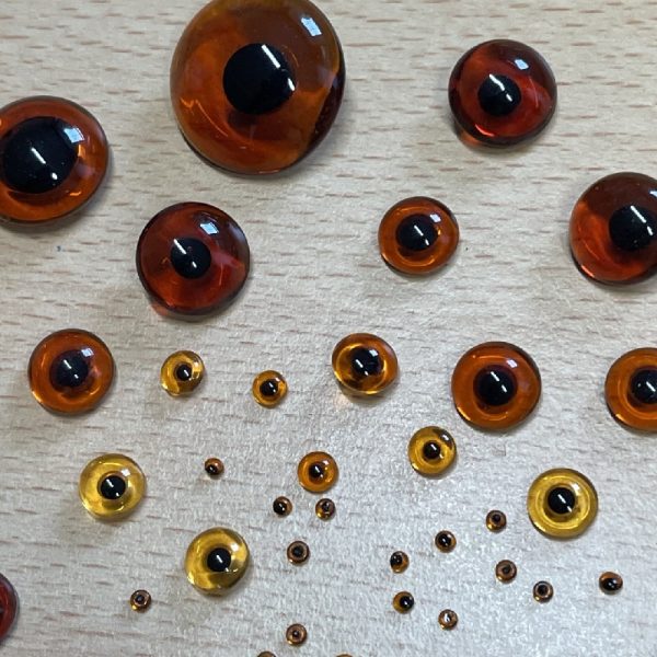 Crystal Topaz Glass Eyes with a black pupil - 44 eyes - Retail Value £60+ - Image 5