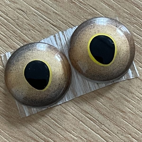 Glass Fish Eyes - Gold Low Profile Reflective - Shaped with Fish Pupil 16mm - Image 2