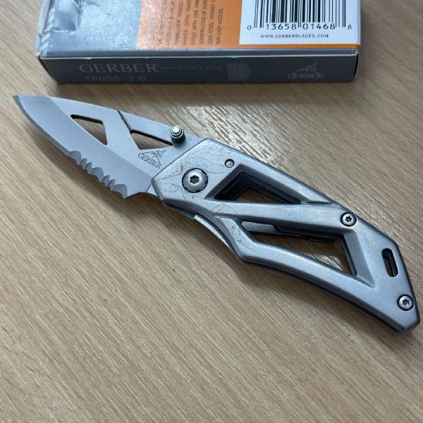 Gerber Truss 2.0 - Combo Part Serrated Edge - Folding Pocket Knife - Image 2