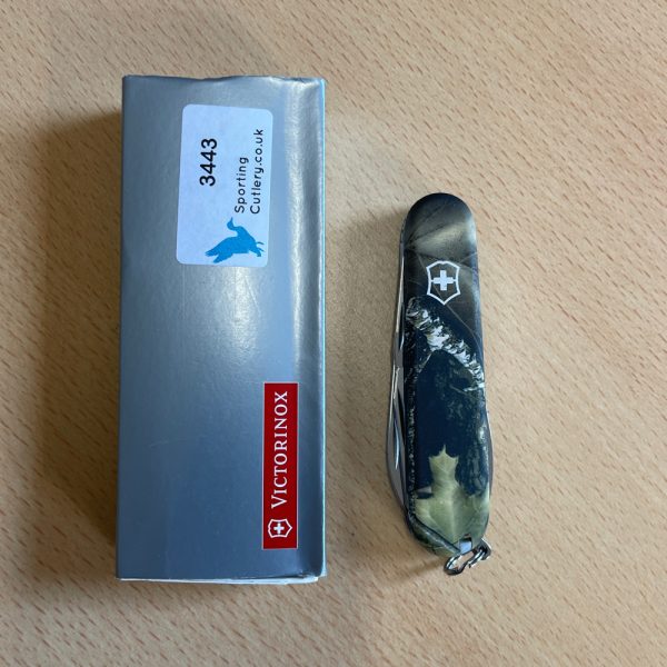 Victorinox Tinker - Swiss Pocket Knife and Multi Tool in Breakup Camo - Image 2