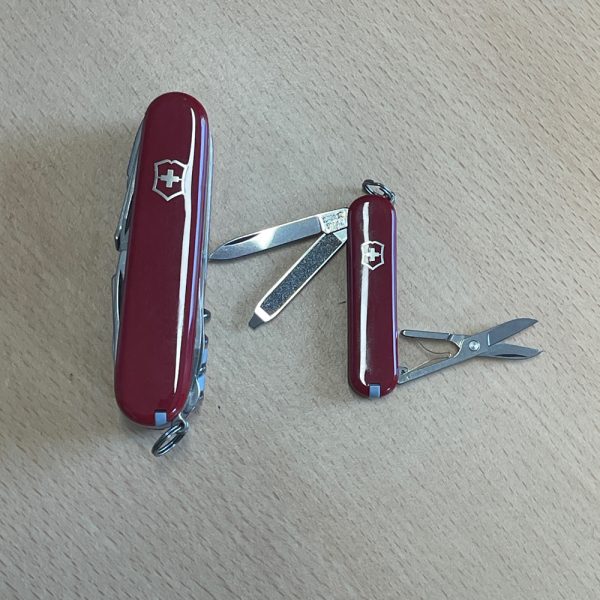 Victorinox Duo Gift box 1.8802 Swiss Pocket Knife Set - Image 3