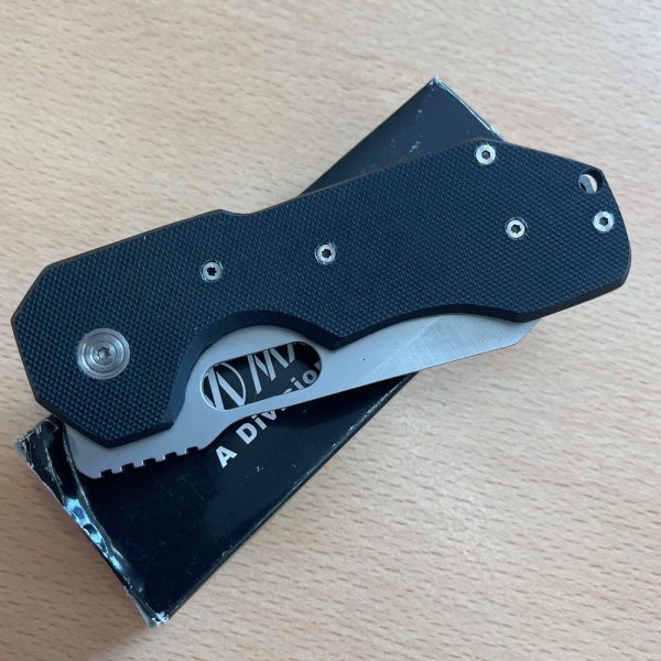 Boker Magnum Bulldog Folding Knife - Black G10 Handles - 01YA073 - Image 2