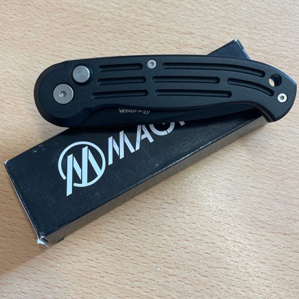 Boker Magnum Tanto Folding Knife - Black Aluminium Handles - BO018 - Image 2