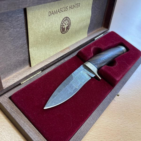 Böker Damascus Hunter