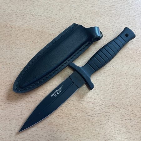 https://www.sportingcutery.co.uk/SMITH & WESSON BOOT KNIFE