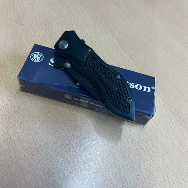Smith & Wesson Homeland Security Pocket Knife