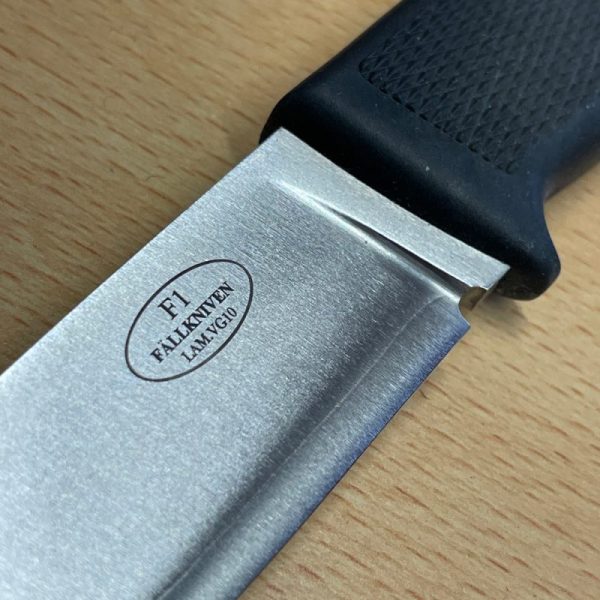 Fallkniven F1 VG10