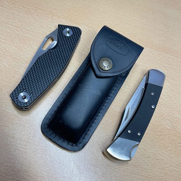 3752-3786 l Buck 110 and real steel
