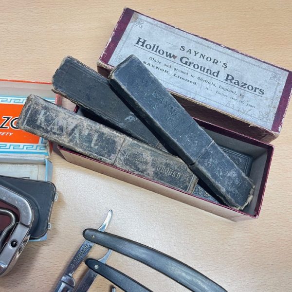 W. Saynor Hollow Ground Razor collection - Image 10