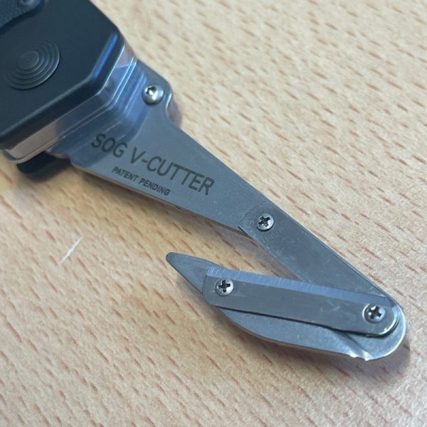 SOG Bi-Polar Rescue Knife - Image 2