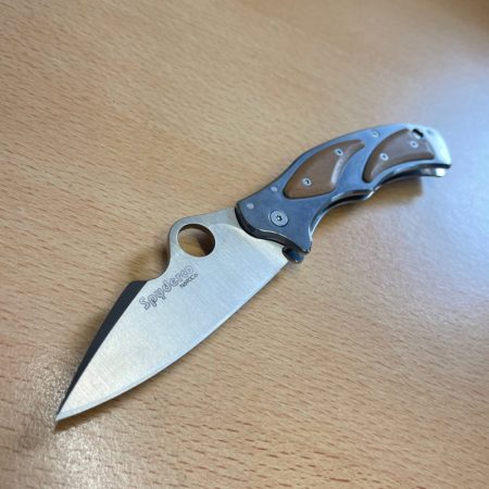 3975 e Spyderco G&G Design