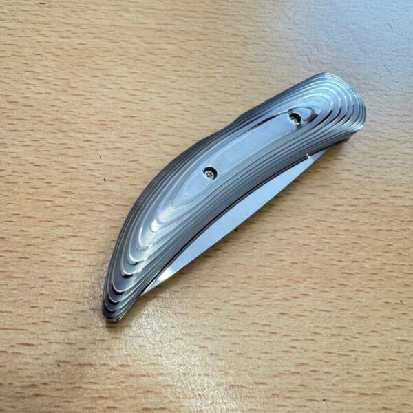 Suwada Damascus Folding Knife - Image 9