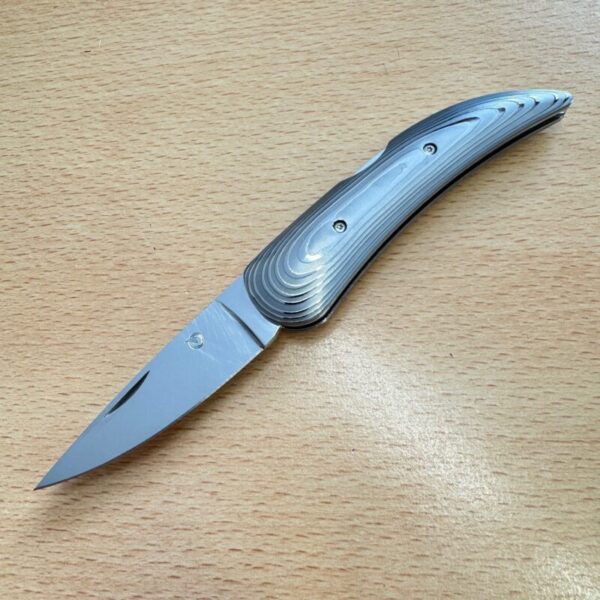 Suwada Damascus Folding Knife - Image 8