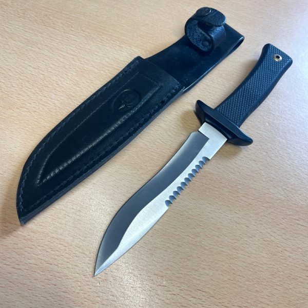 4090 a Muela Fixed Blade Scout