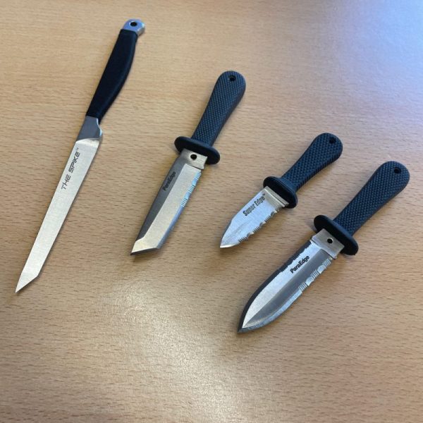 4135-4139-4141-4142 c Cold Steel Neck Knife Collection
