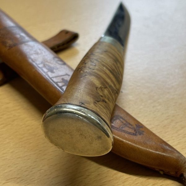 Iisakki Järvenpää Puukko Curly Birch - Image 5