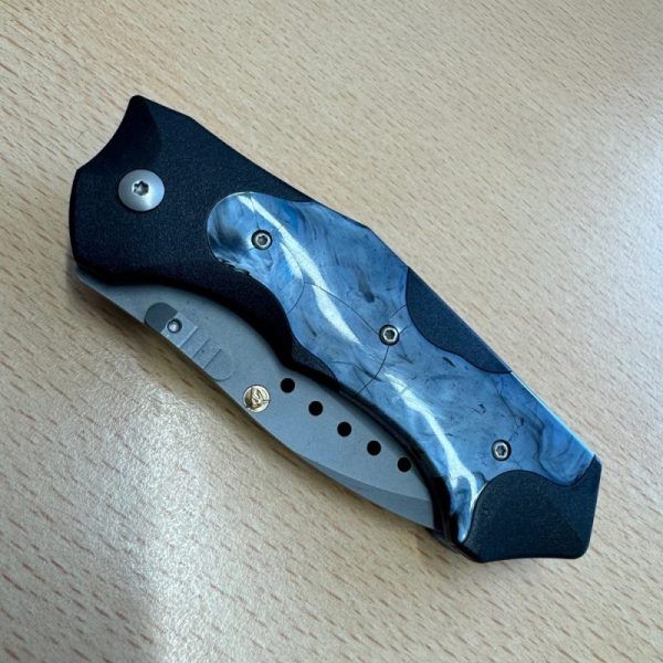 CRKT ‘Scarab’ by Elishewitz