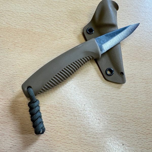 4446 a Peltonen M23 neck Knife