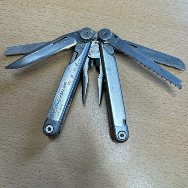 Vintage Leatherman Wave - Image 2