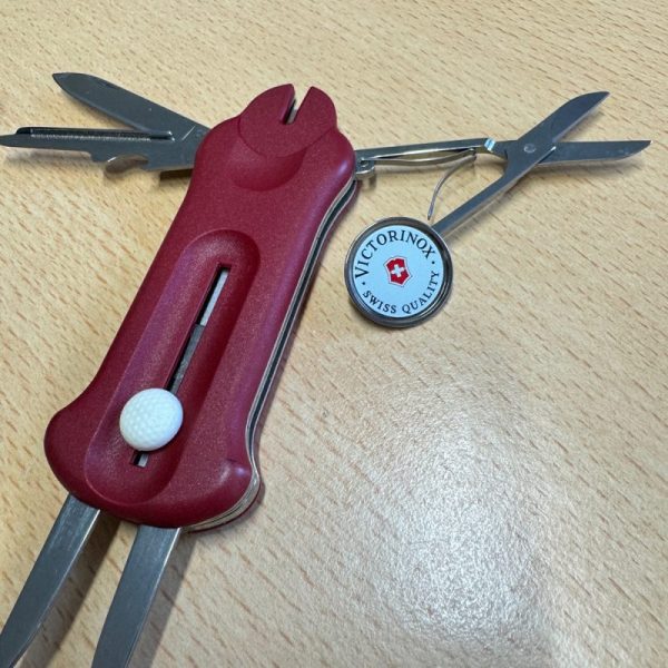 4493 b Victorinox Golf Tool