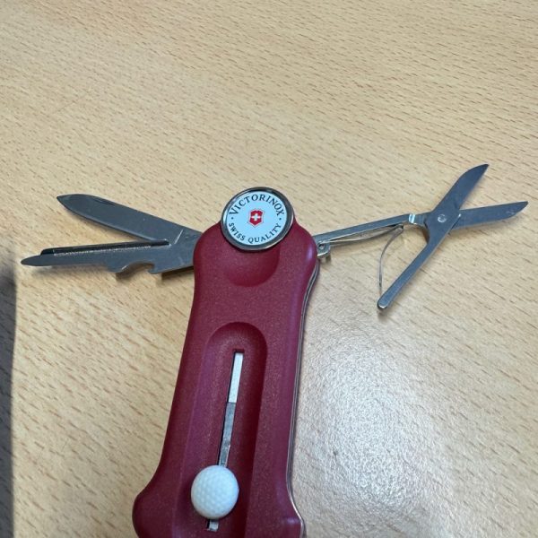 Victorinox Golf Tool - Image 5