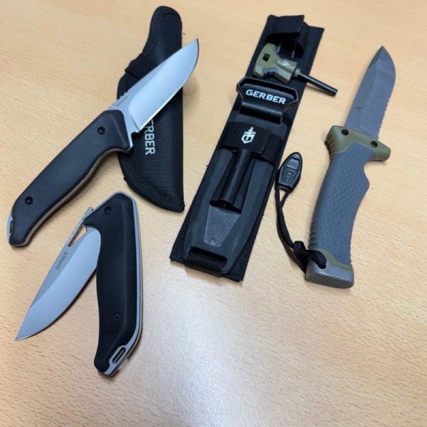 4516 b Gerber Trio of Knives